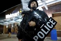 В США полицейский оправдан по делу о гибели афроамериканца