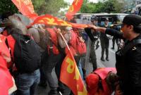 При разгоне митинга в Стамбуле погиб человек