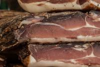 Беларусь отказалась от украинской свинины и кормов для животных