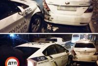 В Вишневом патрульные разбили о припаркованный автомобиль служебную Toyota