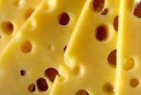 Употребление большого количества сыра не ведет к росту уровня холестерина
