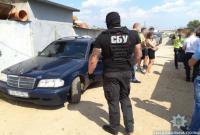 В гаражном кооперативе Киева правоохранители изъяли арсенал оружия
