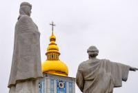 Большинство украинцев считают УПЦ КП настоящей правопреемницей созданной в Киевской Руси церкви, - опрос