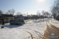 Во Львовской области пьяный мужчина угнал автобус и врезался в дерево