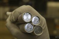В Украине чеканят новые монеты: как создают металлические 1 и 2 грн (фото)