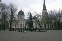 В Одессе из-за угрозы взрыва на Соборной площади эвакуировали людей