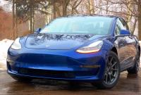 Седан Tesla Model 3 получил поддержку функции Summon и теперь может парковаться самостоятельно