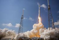 SpaceX успешно запустила Falcon 9 с коммуникационным спутником