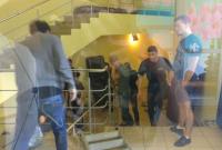Погром в ТЦ Магеллан в Киеве: Молодчики крушили мебель, охрана их поливала водой из пожарных рукавов