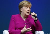 Меркель выразила обеспокоенность ситуацией на Донбассе