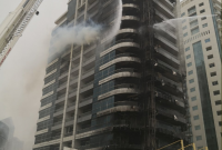 В Дубае горел небоскреб Zen Tower: фото, видео