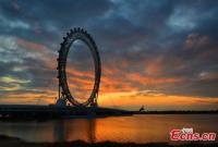 В Китае заработало первое в мире колесо обозрения без спиц