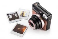 Fujifilm Instax SQ6: аналоговая фотокамера для получения квадратных снимков