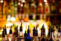 Свыше 70% американцев регулярно покупают алкогольные напитки