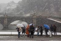 Из-за снегопада в Японии погибли четыре человека