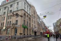 Из-за пожара в центре Харькова перекрыли улицы и метро