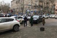 В центре Одессы Porsche и патрульный Prius не поделили дорогу