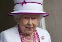 Королевское белье: Елизавета II сменила поставщика нижнего белья из-за скандальных мемуаров