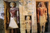Археологи в Египте обнаружили нетронутую гробницу возрастом старше 4000 лет