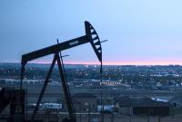 Цены на нефть превысили 71 доллар на сокращении поставок