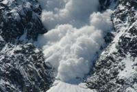 Поиски погибших туристов на Алтае остановят на 1,5 месяца из-за опасности схода лавины