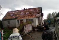В Житомирской области пронесся мощный торнадо и выпал огромный град (видео)