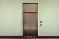 Застройщиков хотят заставить оборудовать лифтами четырехэтажные дома