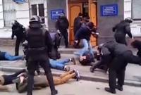 После избиения активистов в Киеве из-за действий полицейских открыли производство