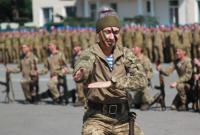 Украинская армия насчитывает более 250 тысяч военных - Порошенко