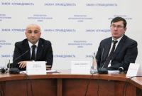 Луценко встречается с прокурором АРК по "крымских делах" дважды в неделю