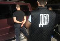 На Буковине задержали полицейского за сбыт наркотиков