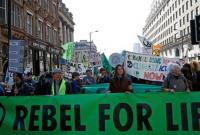 В Лондоне задержали уже более 750 экологических активистов
