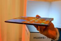 Huawei планирует выход складного смартфона на осень