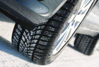 "Укравтодор" предупредил о заморозках и напомнил водителям про зимние шины
