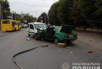 В Черновцах в результате столкновения двух авто погибли 2 человека
