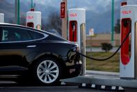 Tesla предлагает уникальную акцию, чтобы увеличить продажи электрокаров