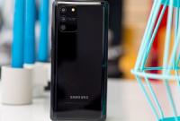 Samsung может представить «облегчённый» флагман Galaxy S20 Lite в октябре