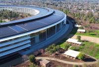 Apple рекомендует своим сотрудникам в Калифорнии работать из дома из-за коронавируса