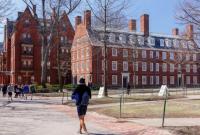 В Гарварде переходят на онлайн обучение из-за коронавируса