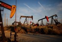 Нефть дорожает на снижении запасов в США