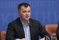 Милованов объяснил, кто в выигрыше от падения гривни