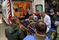 В Киев привезли шесть раненых военнослужащих