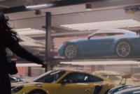 Porsche опубликовал тизер на новое поколение мощного 911 GT3 (видео)