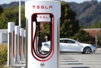 Маск обещает, что зарядные станции Tesla будут доступны для других электромобилей