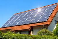 Українці масово встановлюють сонячні батареї