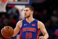 Баскетбол: Михайлюк помог “Детройту” обыграть самый титулованный клуб НБА