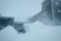 В Карпатах намело больше метра снега